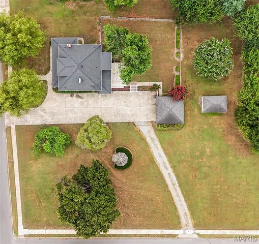 511 S Kingshighway Street, Sikeston, MO 63801