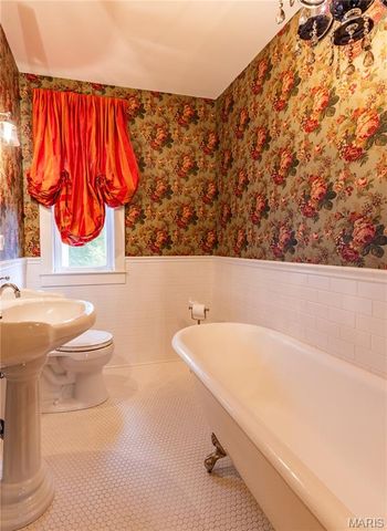 511 S Kingshighway Street, Sikeston, MO 63801