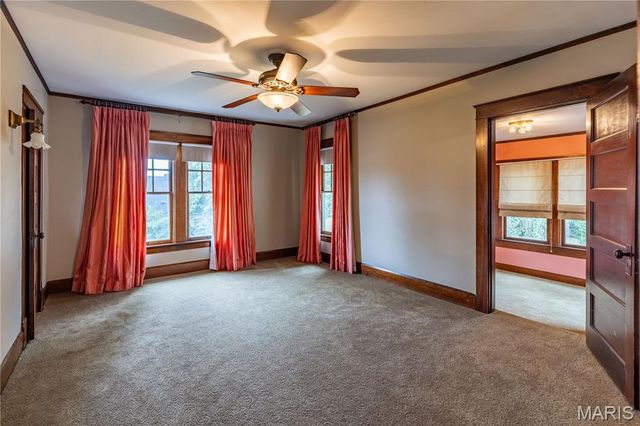 511 S Kingshighway Street, Sikeston, MO 63801