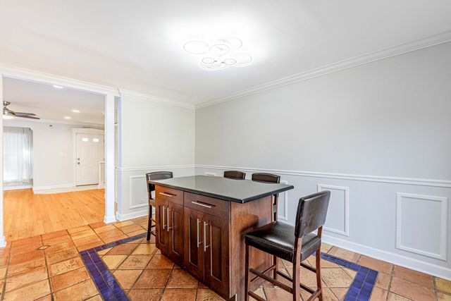 3413 S Indiana Avenue, Chicago, IL 60616
