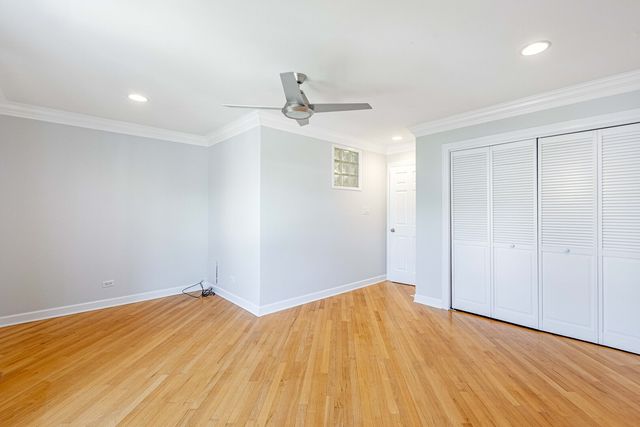 3413 S Indiana Avenue, Chicago, IL 60616