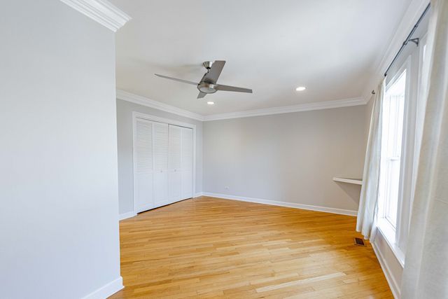 3413 S Indiana Avenue, Chicago, IL 60616