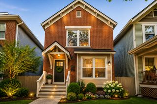 3413 S Indiana Avenue, Chicago, IL 60616
