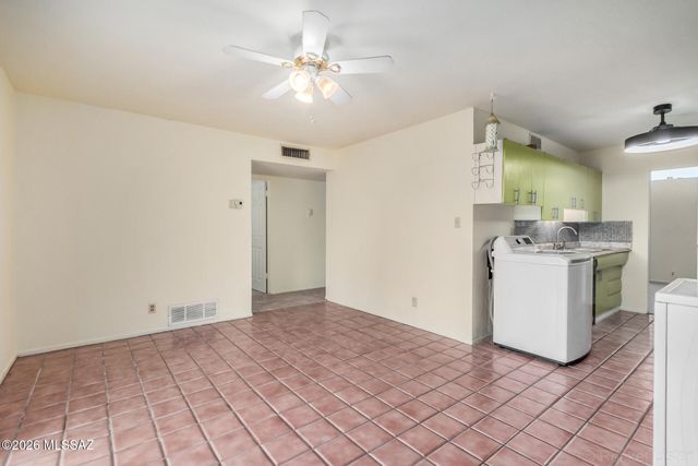 8041 E Julia Street, Tucson, AZ 85710