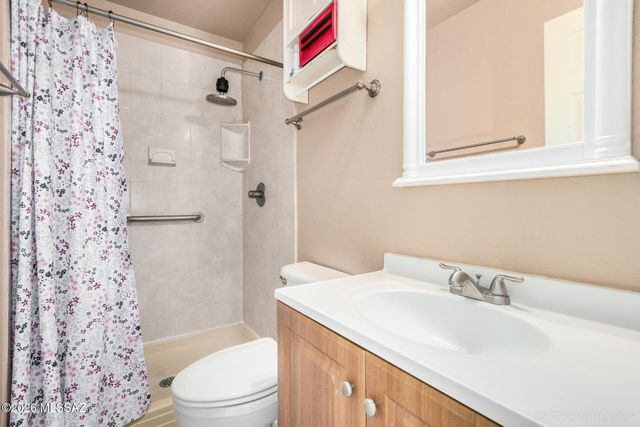 8041 E Julia Street, Tucson, AZ 85710