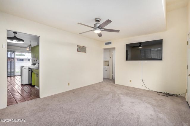 8041 E Julia Street, Tucson, AZ 85710