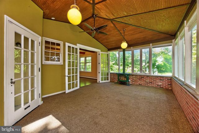 1424 HIGHLAND AVE, Downingtown, PA 19335