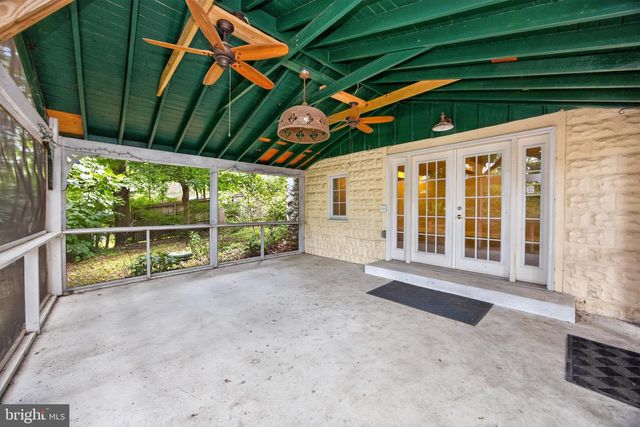 1424 HIGHLAND AVE, Downingtown, PA 19335