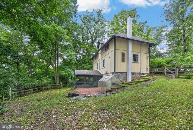 1424 HIGHLAND AVE, Downingtown, PA 19335