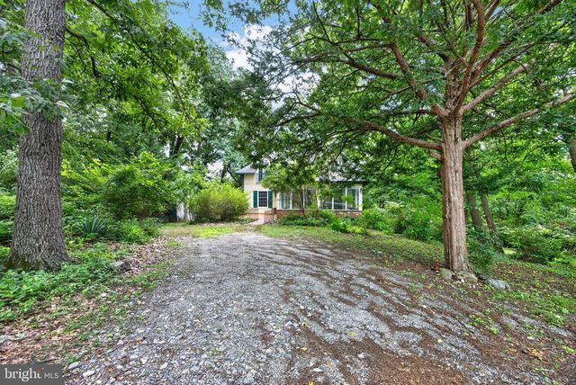 1424 HIGHLAND AVE, Downingtown, PA 19335