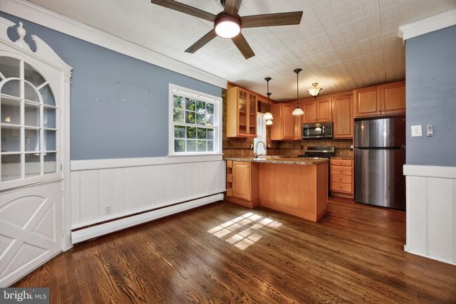 1424 HIGHLAND AVE, Downingtown, PA 19335