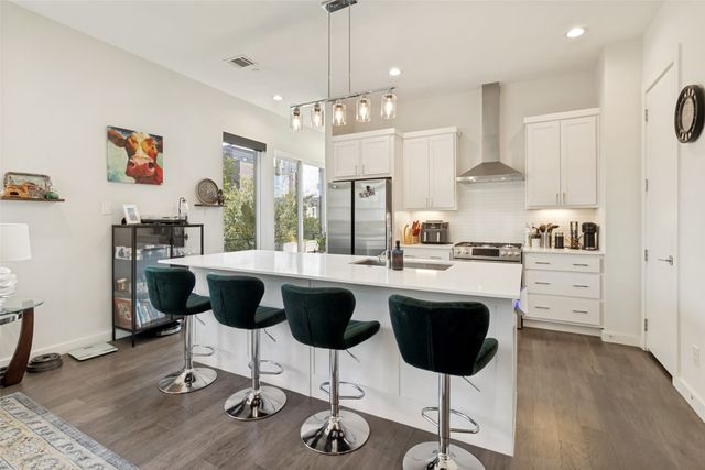 4626 Munger Avenue 201, Dallas, TX 75204