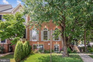 121 LONG ACRE CT, Frederick, MD 21702