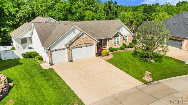 410 Deer Crossing Drive, Festus, MO 63028