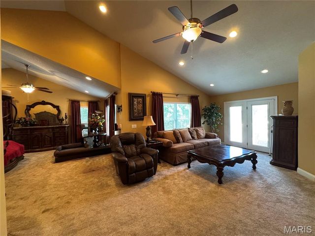 410 Deer Crossing Drive, Festus, MO 63028