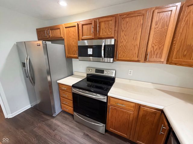 9022 Venona Way, Indianapolis, IN 46234