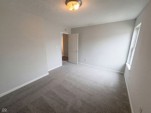 9022 Venona Way, Indianapolis, IN 46234