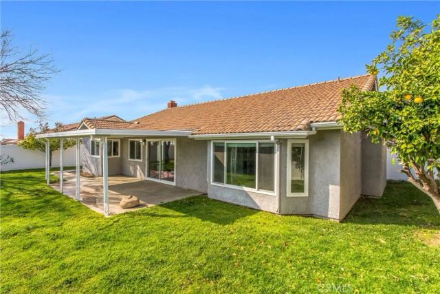 28005 Nona Avenue, Highland, CA 92346