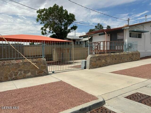 4222 Pershing Drive, El Paso, TX 79903