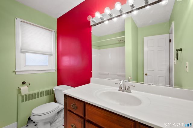 9 Round Hill Road, Trumbull, CT 06611