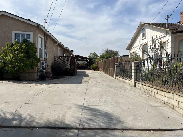 1110 E 16th Street, National City, CA 91950