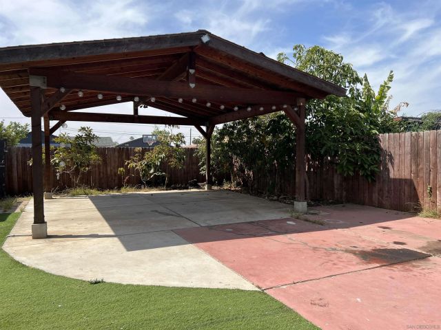 1110 E 16th Street, National City, CA 91950