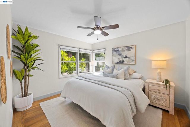 1942 N 6Th St, Concord, CA 94519