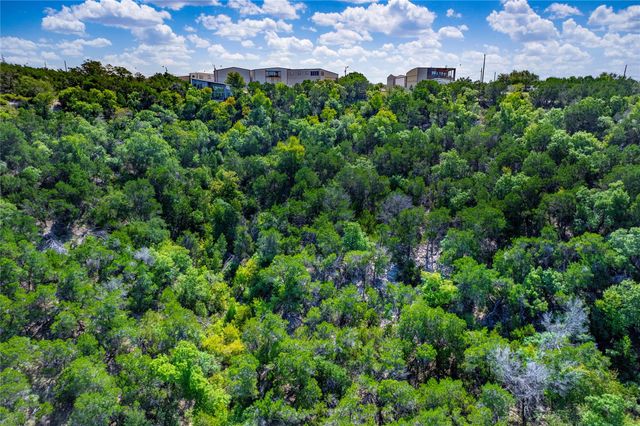 9000 Bar K Ranch RD, Lago Vista, TX 78645