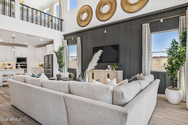 6778 W SPUR Drive, Peoria, AZ 85383