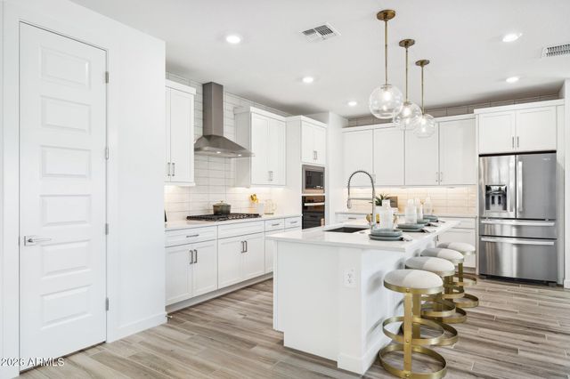 6778 W SPUR Drive, Peoria, AZ 85383