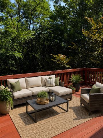 8686 MANAHAN DR, Ellicott City, MD 21043