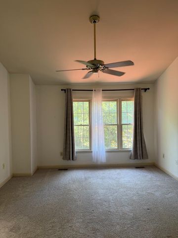 8686 MANAHAN DR, Ellicott City, MD 21043
