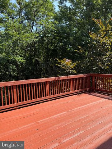 8686 MANAHAN DR, Ellicott City, MD 21043