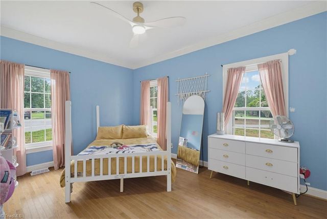 7802 High Meadows Road, Greensboro, NC 27455