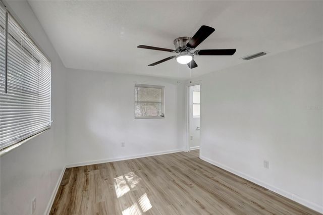 534 W CAROLE STREET, Lakeland, FL 33803