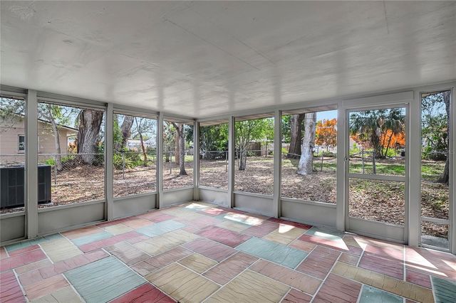 534 W CAROLE STREET, Lakeland, FL 33803