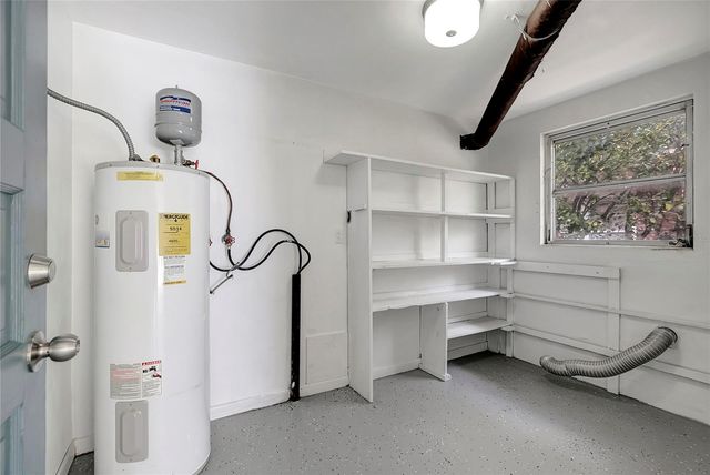 534 W CAROLE STREET, Lakeland, FL 33803