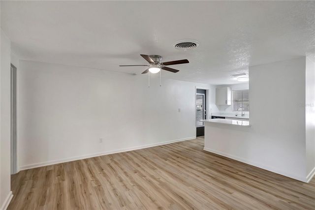 534 W CAROLE STREET, Lakeland, FL 33803