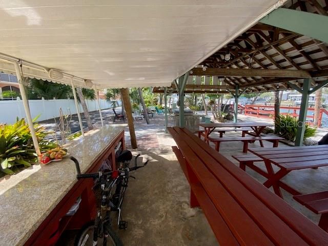 4851 W GANDY BOULEVARD B10L30, Tampa, FL 33611