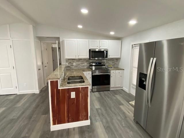 4851 W GANDY BOULEVARD B10L30, Tampa, FL 33611