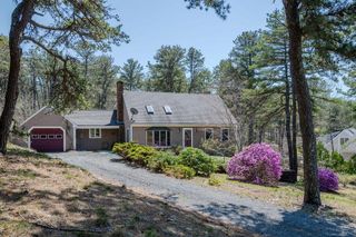 110 Wellfleet Woods Lane, Wellfleet, MA 02667