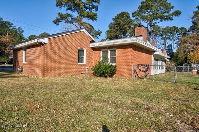 902 Treemont Road NW, Wilson, NC 27896