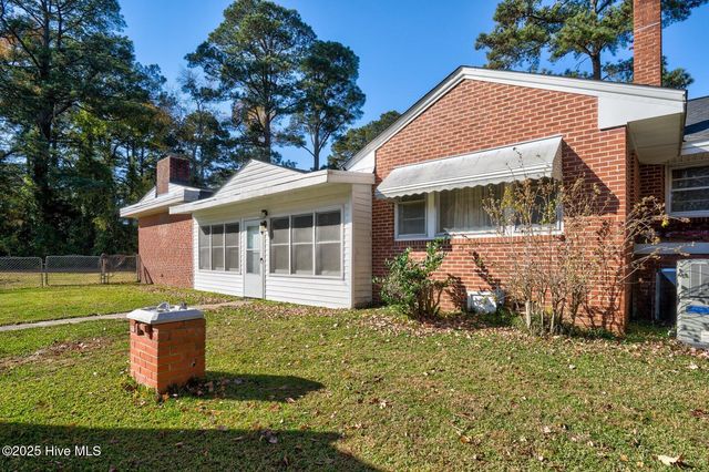 902 Treemont Road NW, Wilson, NC 27896