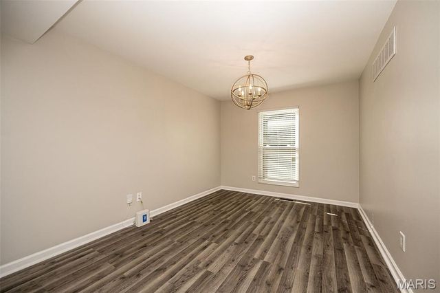 1440 Glenlea Drive, Maryland Heights, MO 63043