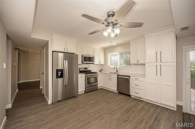 1440 Glenlea Drive, Maryland Heights, MO 63043