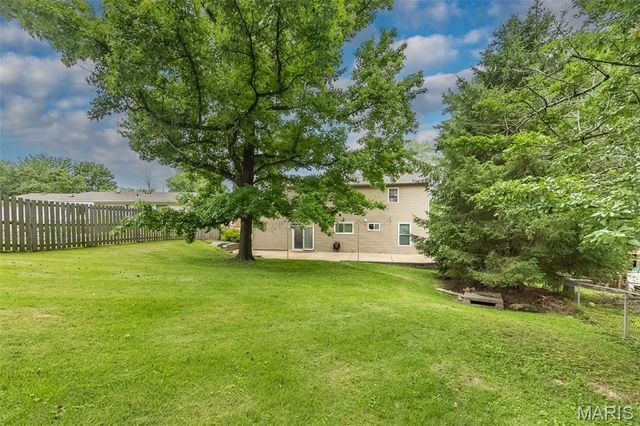 1440 Glenlea Drive, Maryland Heights, MO 63043