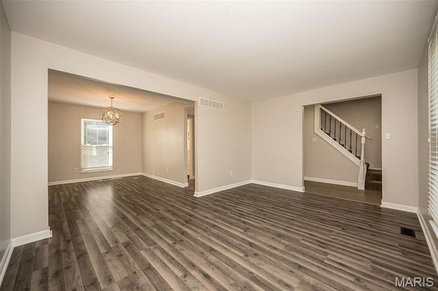 1440 Glenlea Drive, Maryland Heights, MO 63043