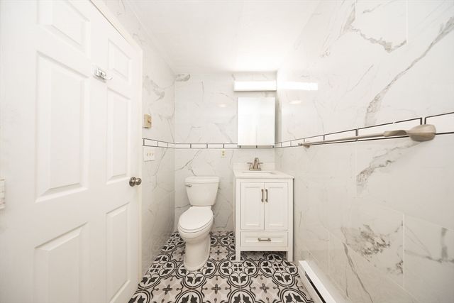 11B Gibbs Street 28, Worcester, MA 01607