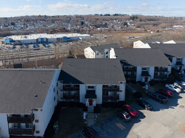 11B Gibbs Street 28, Worcester, MA 01607