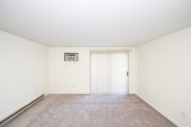 11B Gibbs Street 28, Worcester, MA 01607